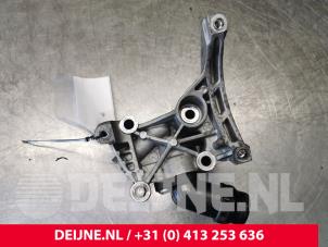 Audi A6 Motorsteun O150729 foto 3