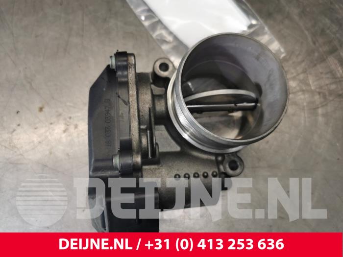 Audi A6 Gasklephuis O150734