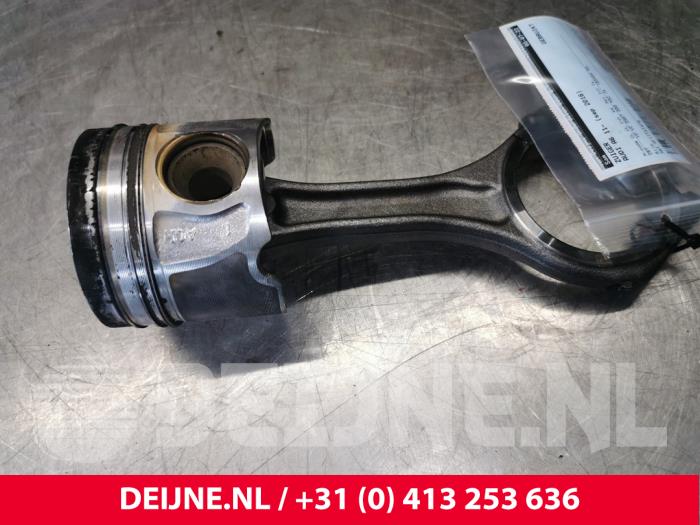 Gebruikte Zuiger Audi A6 Avant (C7) 3.0 TDI V6 24V Quattro Prijs € 75,00 Margeregeling aangeboden door van Deijne Onderdelen Uden B.V.