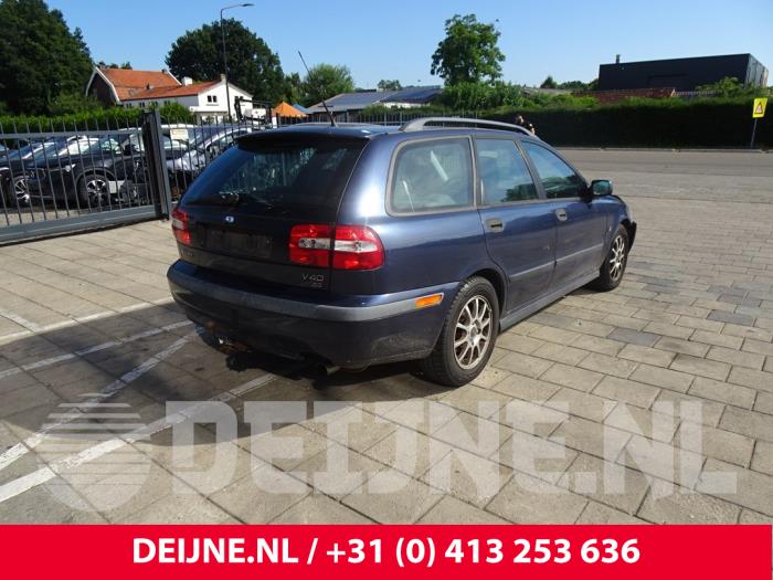 Volvo V40 Rücklicht rechts O150769