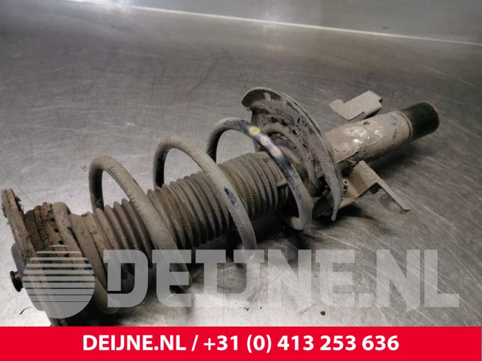 Volvo S60 Front shock absorber rod, right O150831