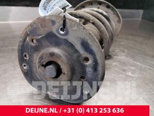 Volvo S60 Schokdemperpoot links-voor O150834 foto 2