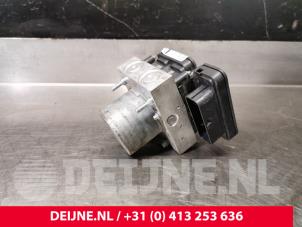Volkswagen Crafter ABS Pumpe O150847 foto 3