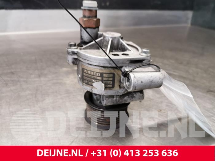 Ford Transit Vacuum pump (diesel) O150948