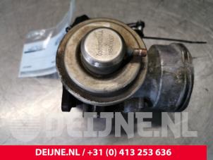 Volkswagen Transporter EGR Klep O150972 foto 2