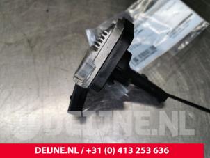Volkswagen Transporter Olie niveau sensor O150974 foto 3