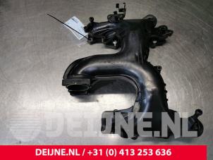 Audi Q7 Inlaatspruitstuk O150987 foto 3