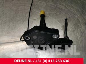 Audi Q7 Olie niveau sensor O150991 foto 4