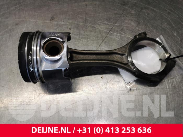 Gebruikte Zuiger Audi Q7 Prijs € 121,00 Inclusief btw aangeboden door van Deijne Onderdelen Uden B.V.