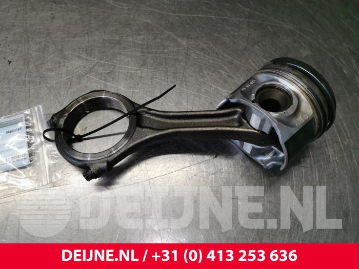 Gebruikte Zuiger Audi Q7 Prijs € 121,00 Inclusief btw aangeboden door van Deijne Onderdelen Uden B.V.