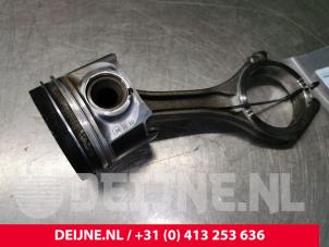 Audi Q7 Kolben O150997 foto 2