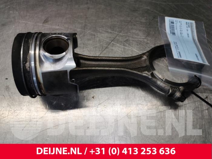 Gebruikte Zuiger Audi Q7 Prijs € 121,00 Inclusief btw aangeboden door van Deijne Onderdelen Uden B.V.