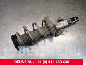 Volvo V40 Front shock absorber rod, right O151125 photo 3