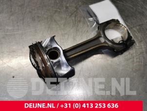 Volvo V40 Zuiger O151185 foto 2