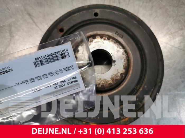 Gebruikte Poelie Krukas Volvo V40 (MV) 1.6 T2 GTDi 16V Prijs € 75,00 Margeregeling aangeboden door van Deijne Onderdelen Uden B.V.