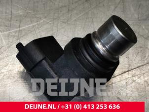 Volvo V40 Camshaft sensor O151190 photo 3