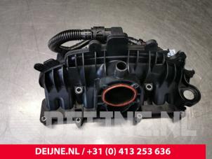 Volvo V40 Intake manifold O151191 photo 3