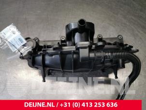 Volvo V40 Intake manifold O151191 photo 2