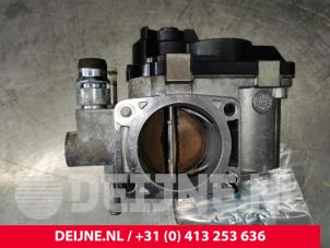 Volvo V40 Drosselklappengehäuse O151199 foto 3