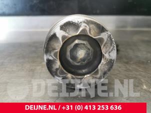 Volvo V90 Piston O151204 photo 3