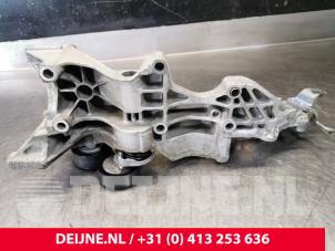Volkswagen Crafter Engine mount O151340 photo 3