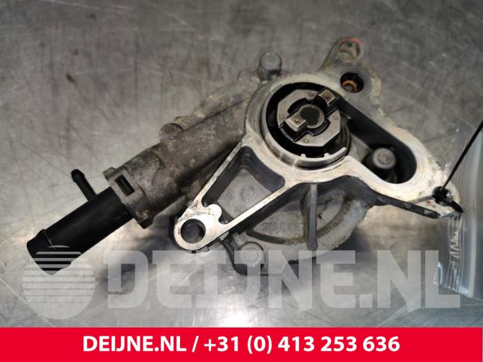 Opel Movano Vacuum pump (diesel) O151365