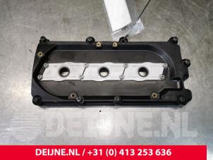 Gebruikte Kleppendeksel Porsche Cayenne II (92A) 3.0 D V6 24V Prijs € 30,00 Margeregeling aangeboden door van Deijne Onderdelen Uden B.V.