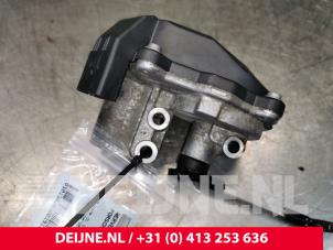 Porsche Cayenne Drosselklappe Motor O151384 foto 2