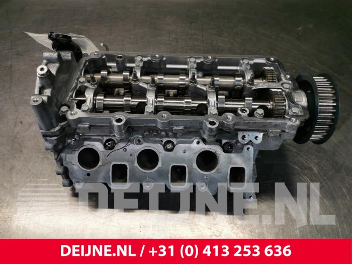 Porsche Cayenne Cylinder head O151389