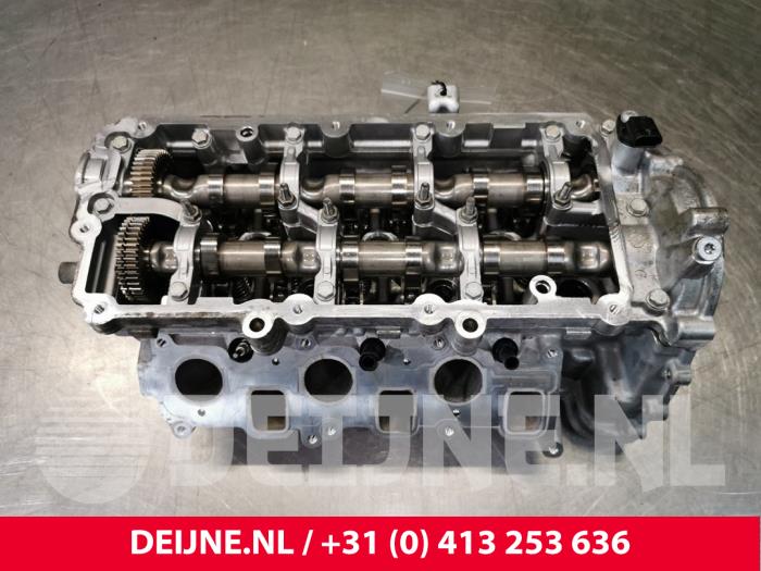 Porsche Cayenne Cylinder head O151390