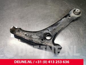 Mercedes eSprinter Draagarm onder links-voor O151413 foto 3