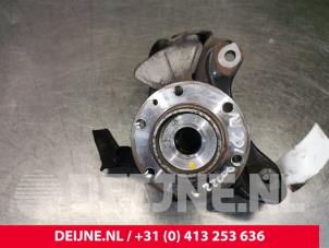 Mercedes eSprinter Achsschenkel rechts vorne O151417 foto 3