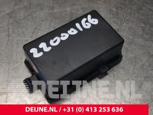 Mercedes eSprinter Antenna Amplifier O151425 photo 2
