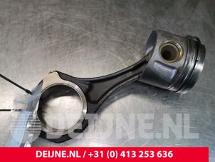 Gebruikte Zuiger Mercedes ML III (166) 3.0 ML-350 BlueTEC V6 24V 4-Matic Prijs € 181,50 Inclusief btw aangeboden door van Deijne Onderdelen Uden B.V.