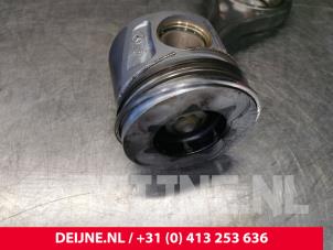 Mercedes ML-Klasse Kolben O151506 foto 3