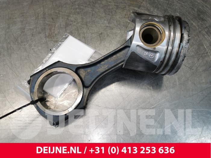 Mercedes Sprinter Zuiger O151545