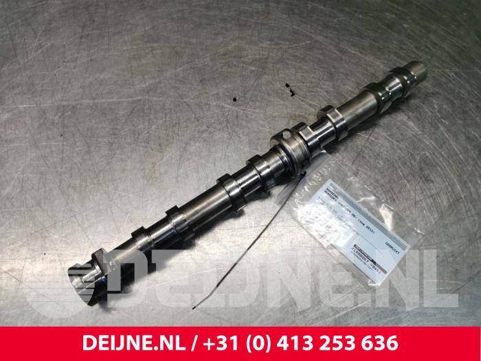 Mercedes Sprinter Nockenwelle O151551