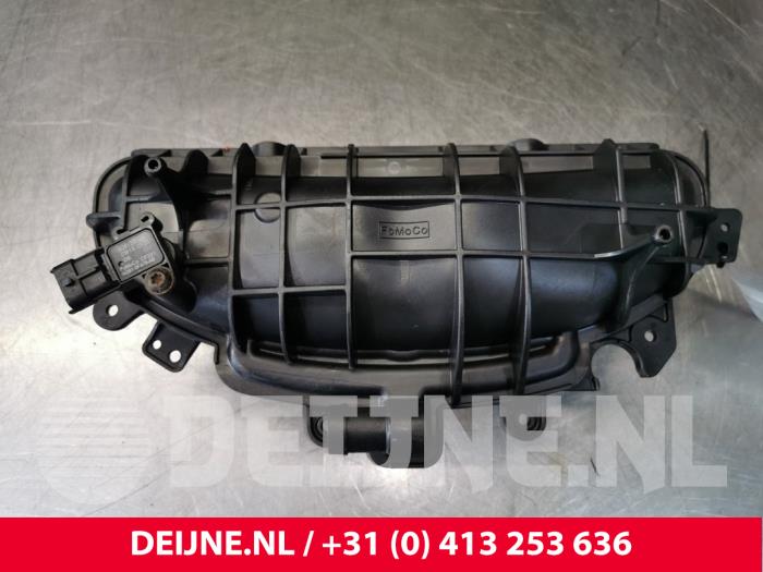 Volvo V40 Ansaugbrugge O151562