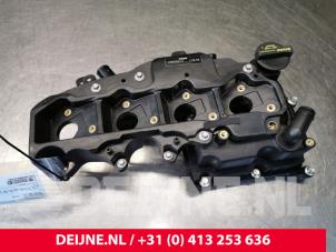Gebruikte Kleppendeksel Volvo V40 (MV) 1.6 T3 GTDi 16V Prijs € 60,00 Margeregeling aangeboden door van Deijne Onderdelen Uden B.V.
