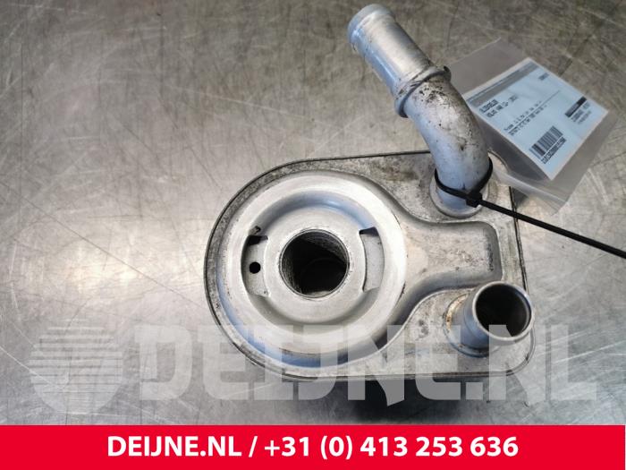Gebruikte Oliekoeler Volvo V40 (MV) 1.6 T3 GTDi 16V Prijs € 100,00 Margeregeling aangeboden door van Deijne Onderdelen Uden B.V.