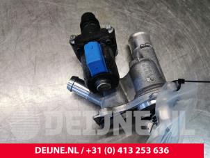 Volvo V40 Thermostat housing O151567 photo 2