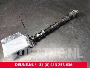 Gebruikte Nokkenas Volvo V40 (MV) 1.6 T3 GTDi 16V Prijs € 140,00 Margeregeling aangeboden door van Deijne Onderdelen Uden B.V.