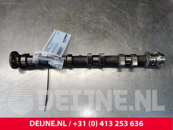 Volvo V40 Nockenwelle O151582