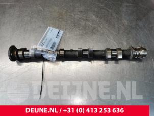 Gebruikte Nokkenas Volvo V40 (MV) 1.6 T3 GTDi 16V Prijs € 140,00 Margeregeling aangeboden door van Deijne Onderdelen Uden B.V.