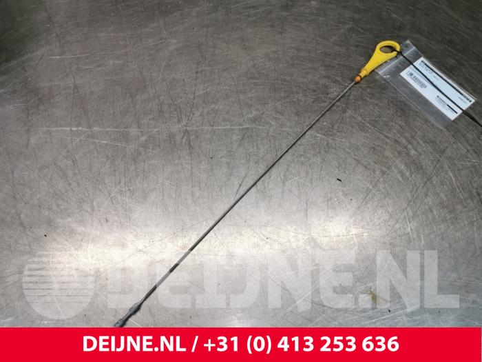 Volvo V40 Ölmessstab O151585