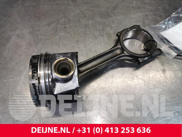 Gebruikte Zuiger Volkswagen Caddy IV 2.0 TDI 102 Prijs € 121,00 Inclusief btw aangeboden door van Deijne Onderdelen Uden B.V.
