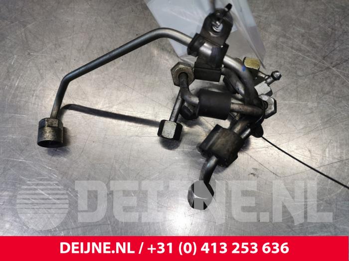 Gebruikte Leiding (diversen) Volkswagen Caddy IV 2.0 TDI 102 Prijs € 72,60 Inclusief btw aangeboden door van Deijne Onderdelen Uden B.V.
