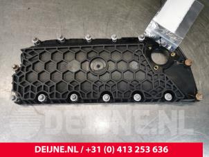 Gebruikte Carterpan Mercedes E (W213) E-220d 2.0 Turbo 16V Prijs € 90,00 Margeregeling aangeboden door van Deijne Onderdelen Uden B.V.