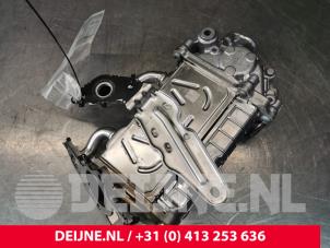 Mercedes E-Klasse EGR cooler O151798 photo 3