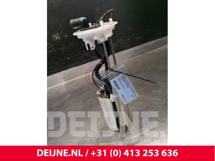 Gebruikte Tank element Pomp Citroen Jumper (U9) 3.0 HDi 180 Euro 5 Prijs € 90,75 Inclusief btw aangeboden door van Deijne Onderdelen Uden B.V.
